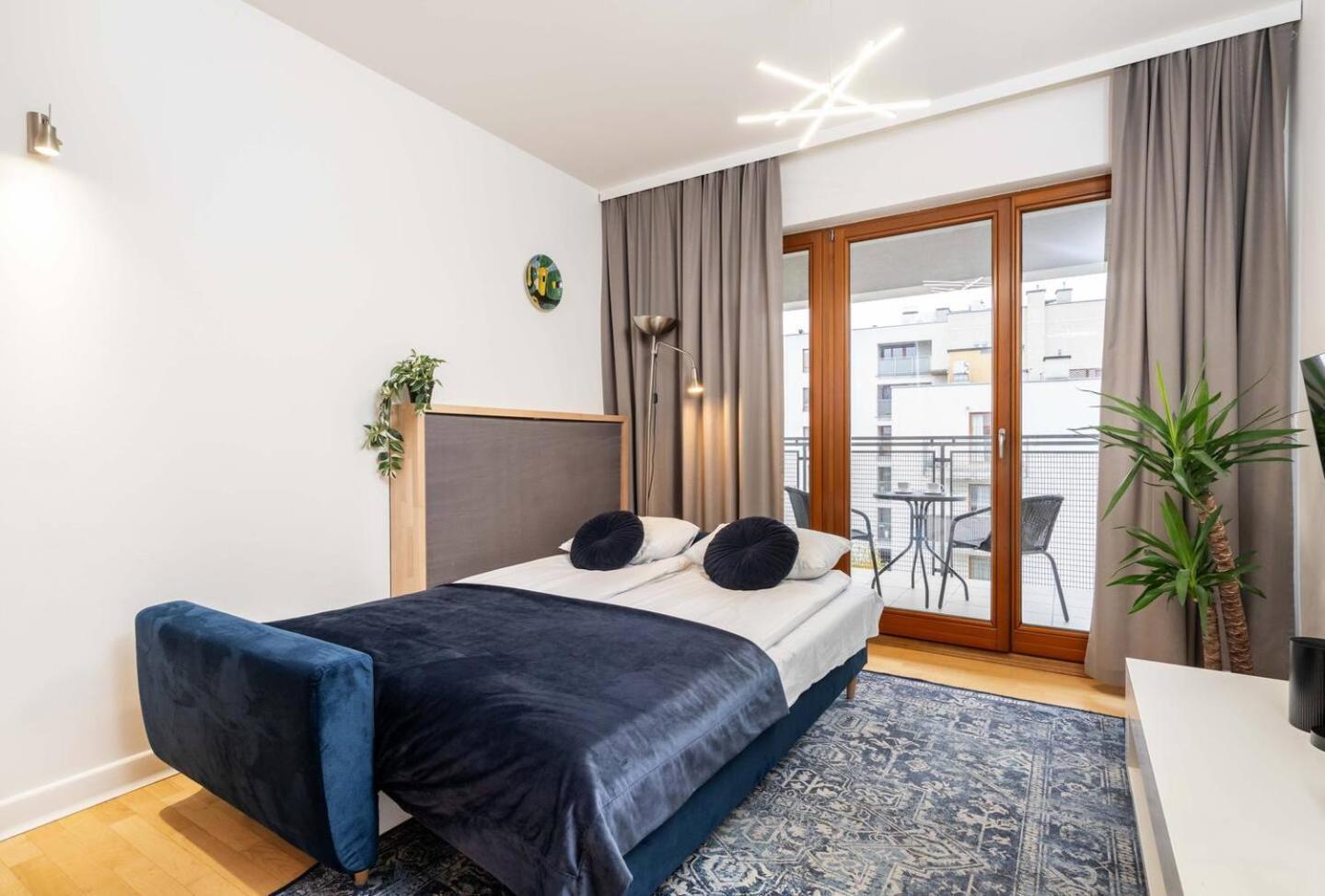 Urban Blue 2 Bedroom Wola Apartamento